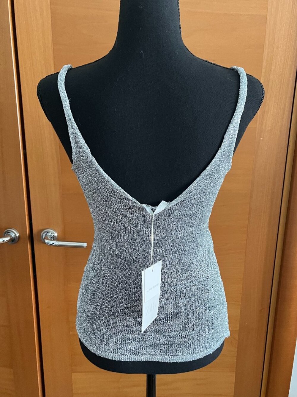 Zara Metallic Shimmer Strappy Top in Silver NWT - Picture 3 of 5